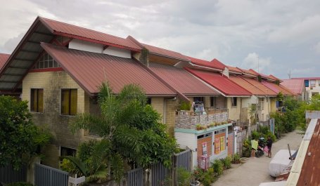 A row of housing in Iloilo City, Phillippines.